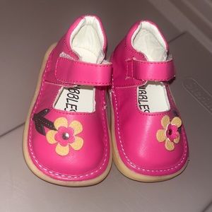 Scribbles baby girl shoes